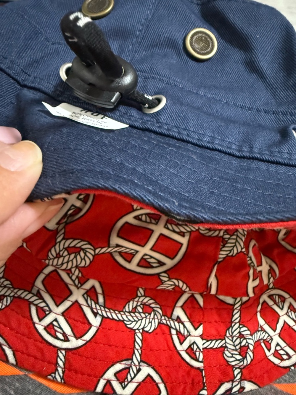 HUF Reversible Red Rope & Wheel Pattern Bucket Hat - Picture 5 of 6